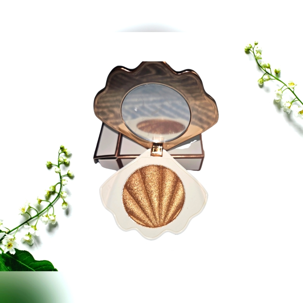 Gold Highlighter